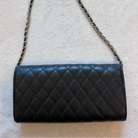 BROWN’S Black Clutch with Removable Chain - Picture 3 of 6